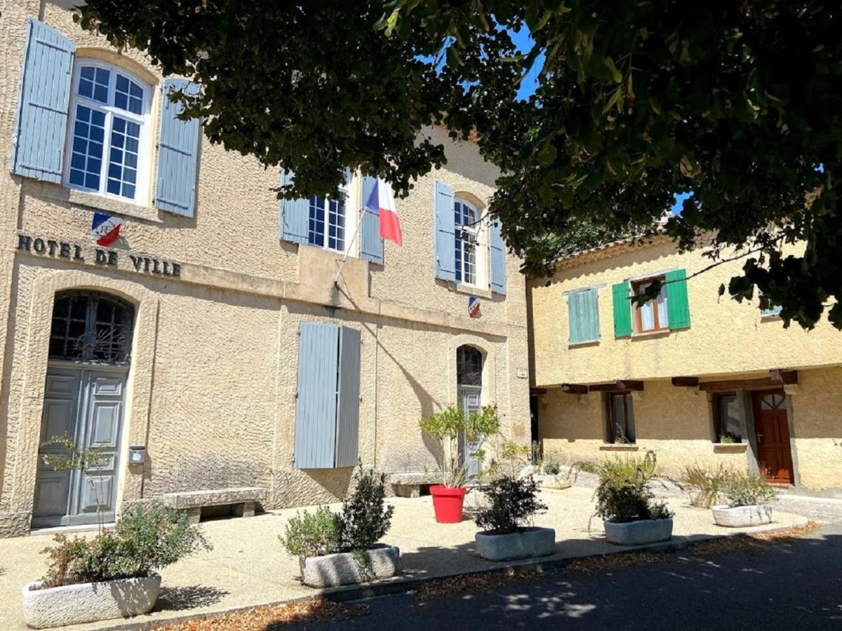 Apartmán A L'Ombre Du Geant De Provence Mormoiron Exteriér fotografie
